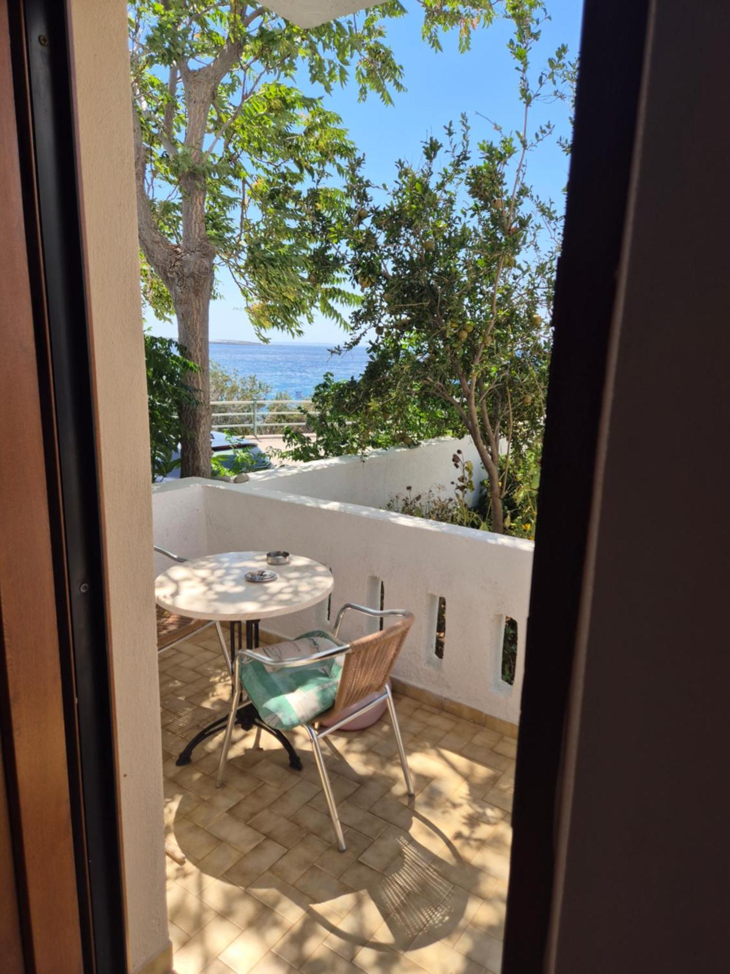 Makrýgialos Akrotiri Apartments מראה חיצוני תמונה