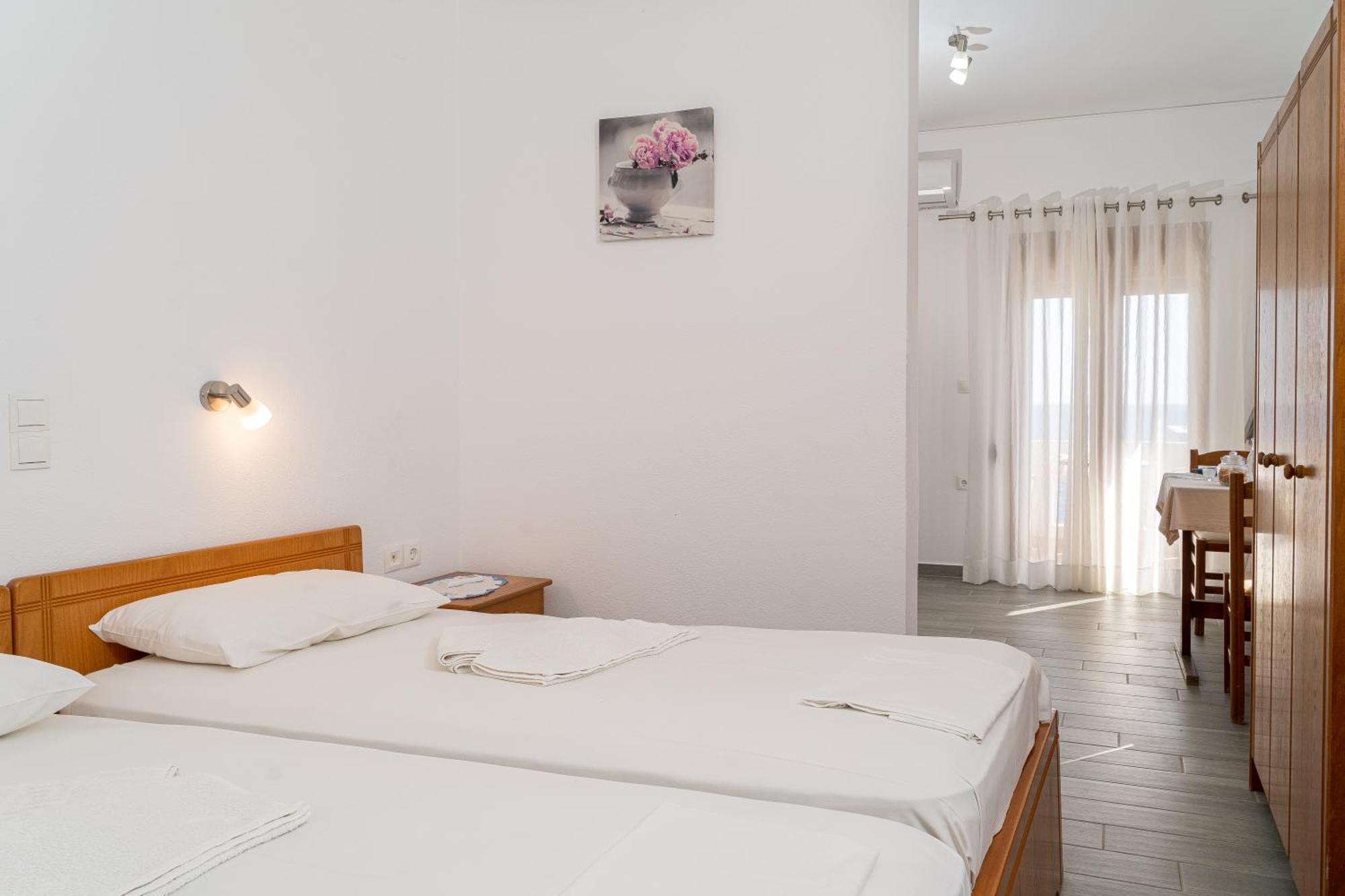 Makrýgialos Akrotiri Apartments מראה חיצוני תמונה